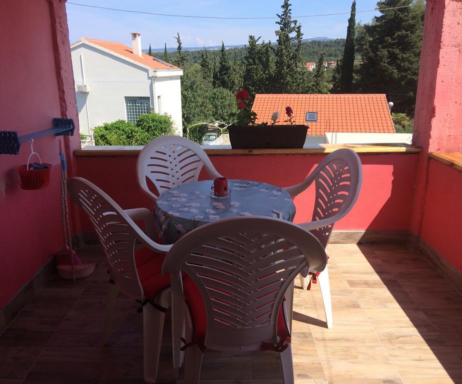 Apartments Marija Stari Grad  Zewnętrze zdjęcie