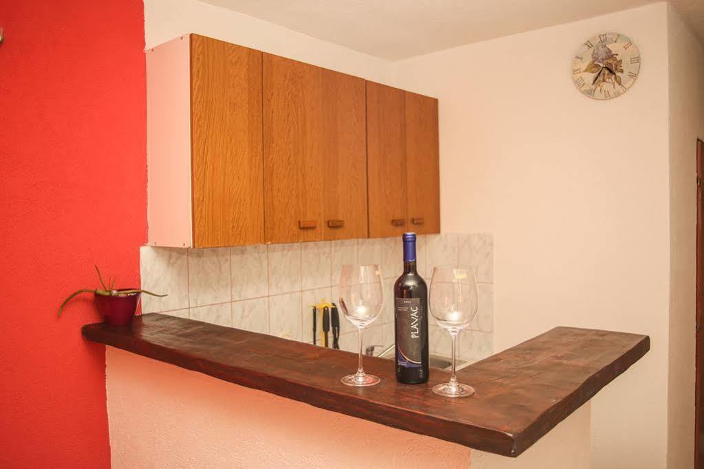 Apartments Marija Stari Grad  Zewnętrze zdjęcie