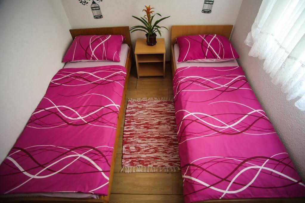 Apartments Marija Stari Grad  Zewnętrze zdjęcie
